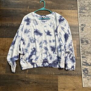 Women’s marble navy and white crew neck